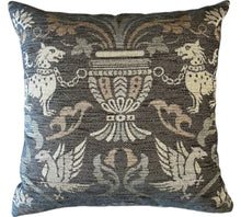  Bayeux Mahogany cushion